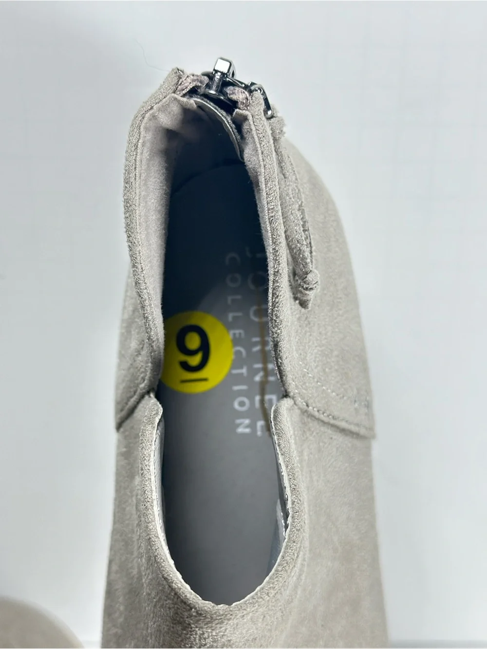 Journee Collection Livvy Gray 9W Faux Suede Ankle Booties Rear Zipper